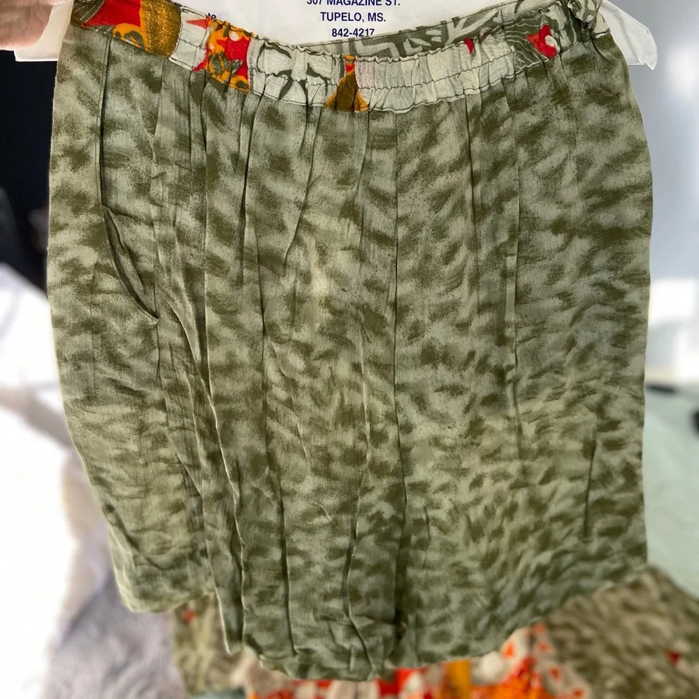 Set - Picture 3 of 3